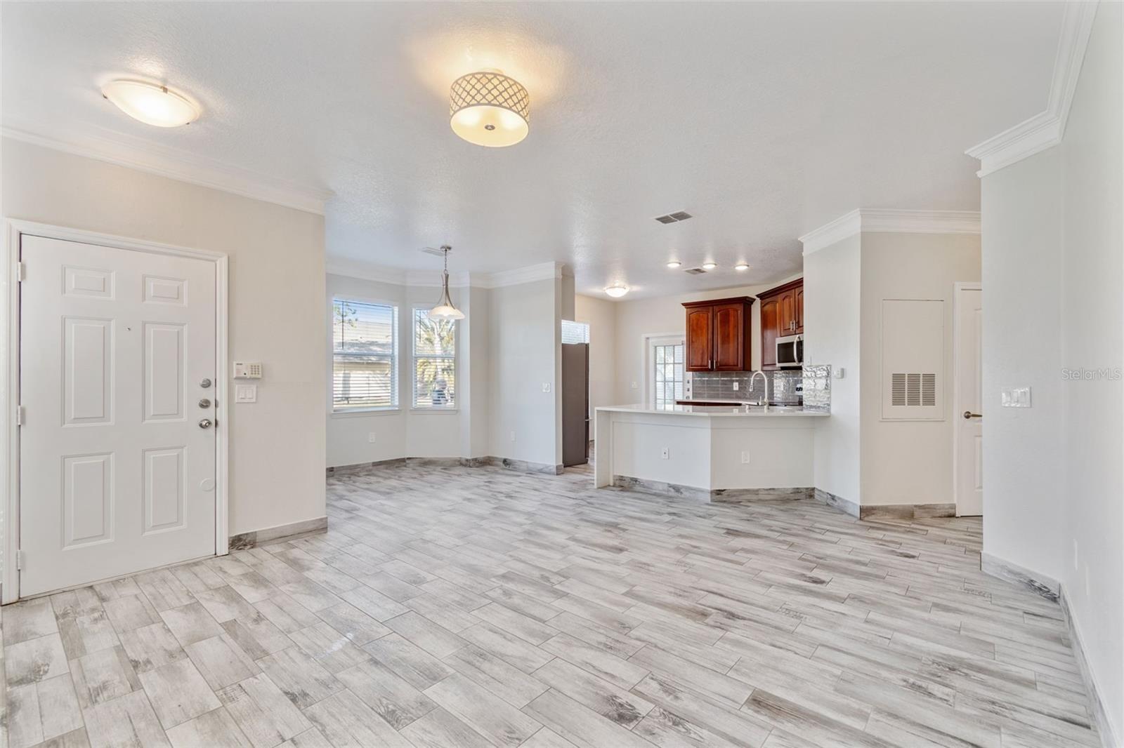 Image 24 of 65 For 17932 Villa Creek Drive