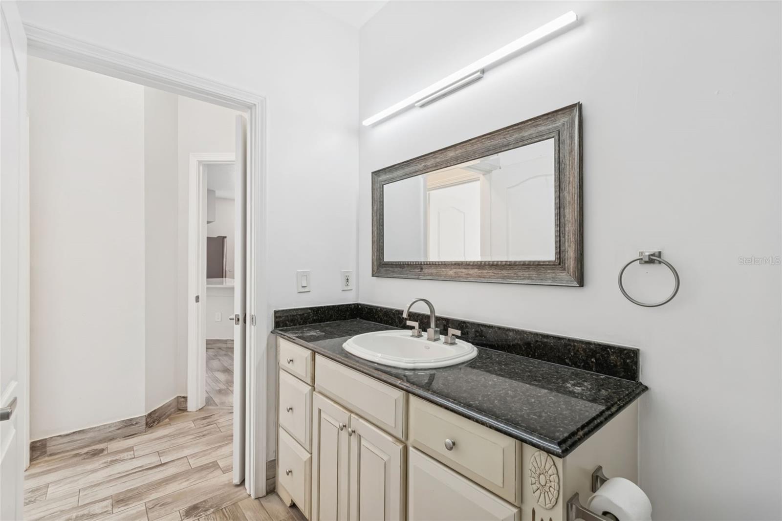 Image 35 of 65 For 17932 Villa Creek Drive