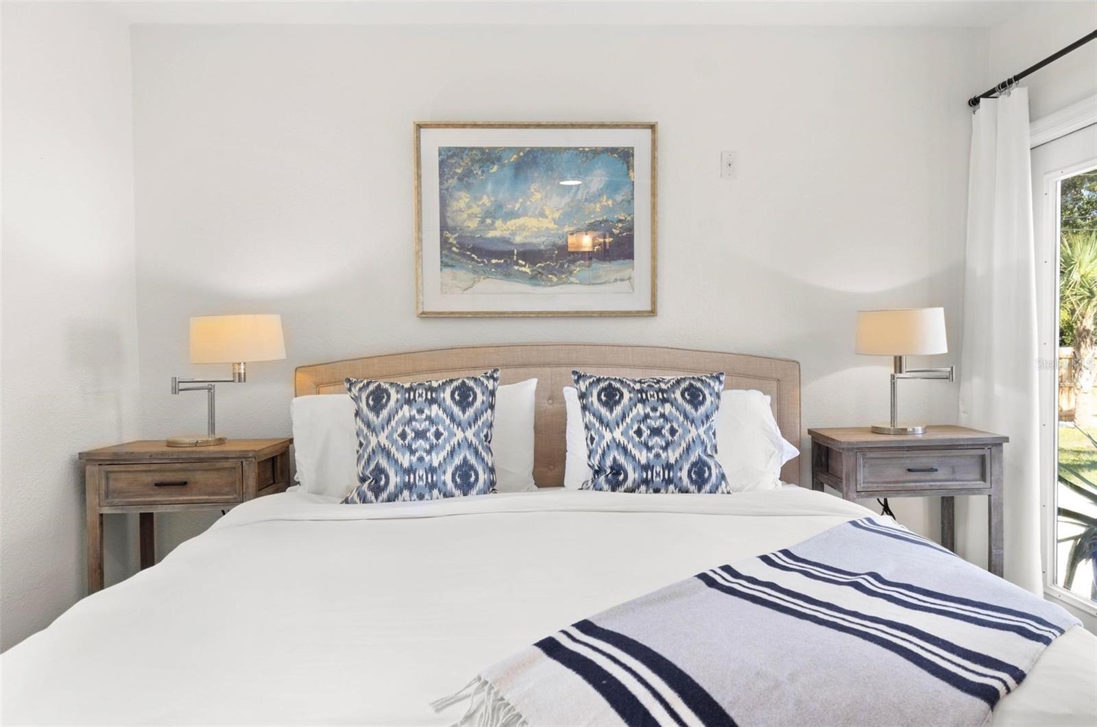 Image 27 of 39 For 747 39th Avenue Ne