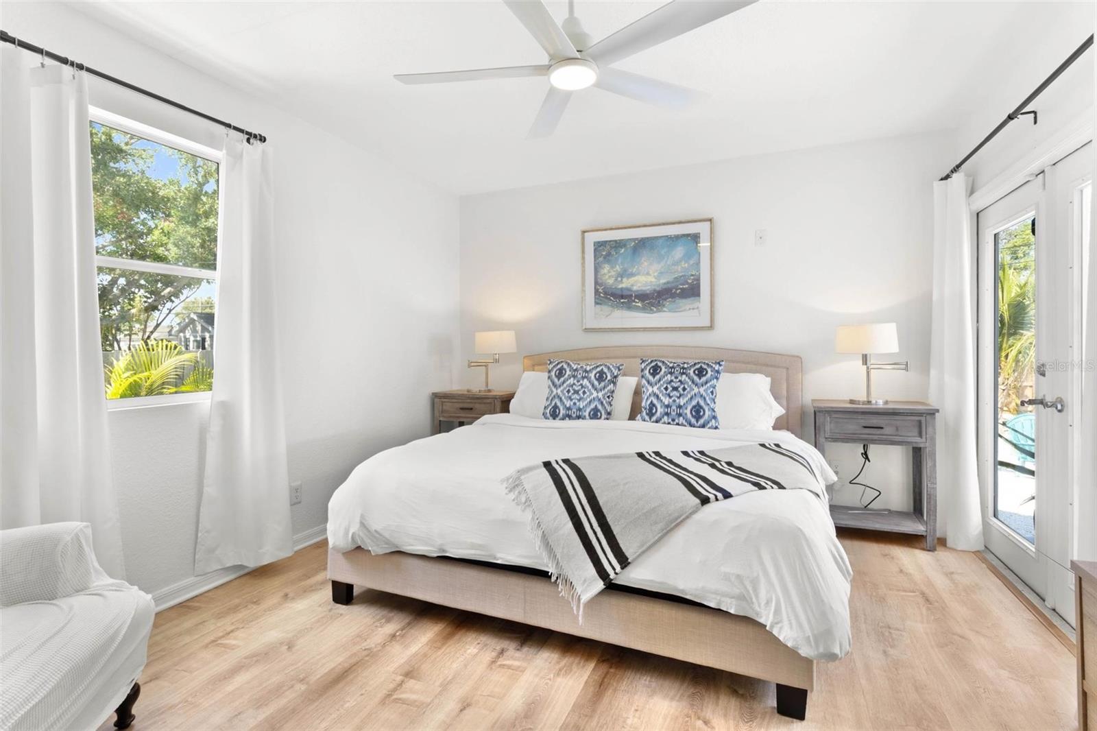 Image 28 of 39 For 747 39th Avenue Ne