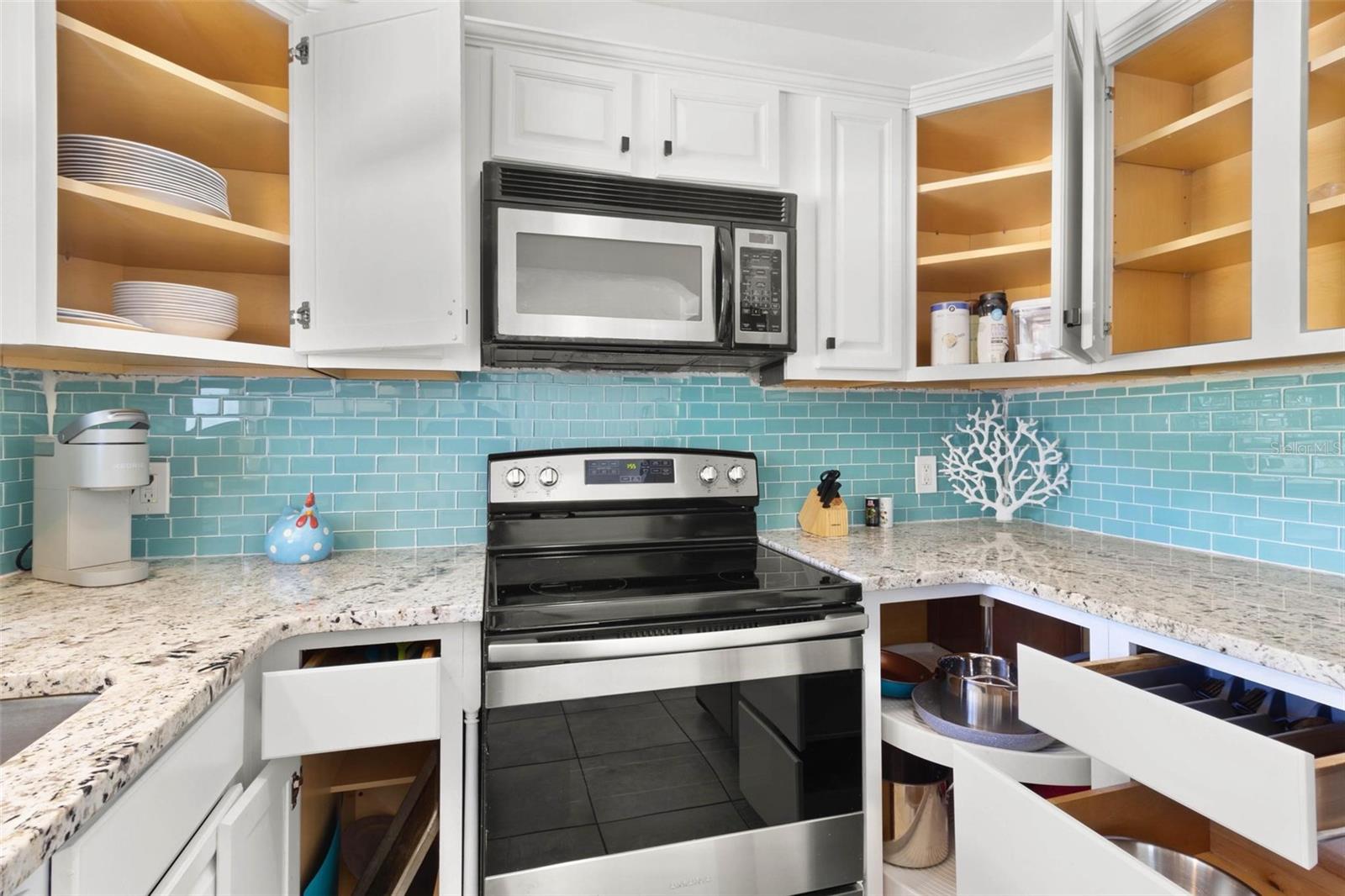 Image 31 of 39 For 747 39th Avenue Ne