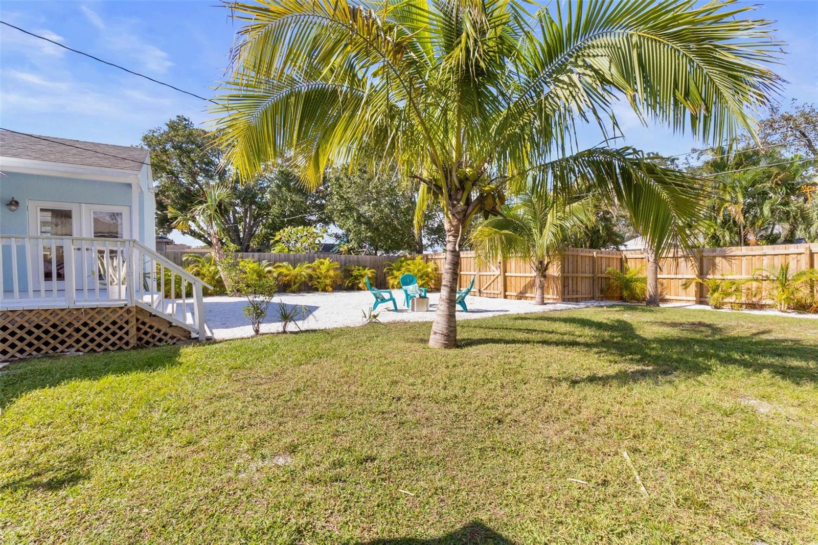 Image 35 of 39 For 747 39th Avenue Ne