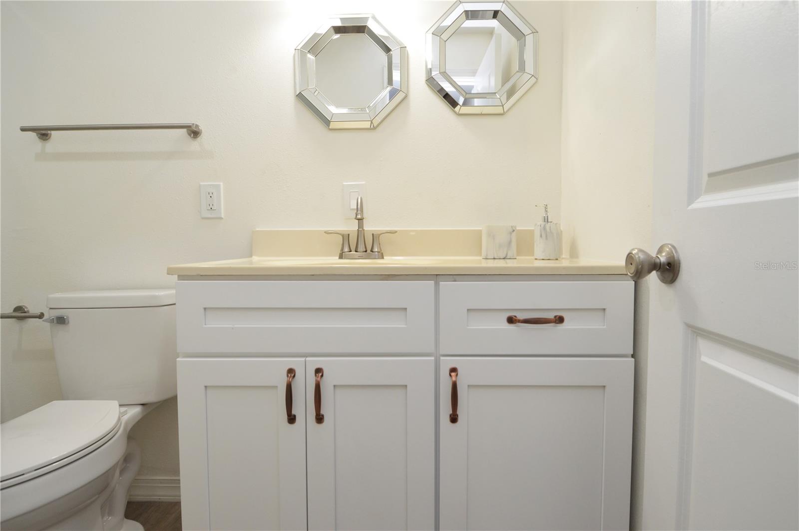 Image 25 of 35 For 10934 Boulevard