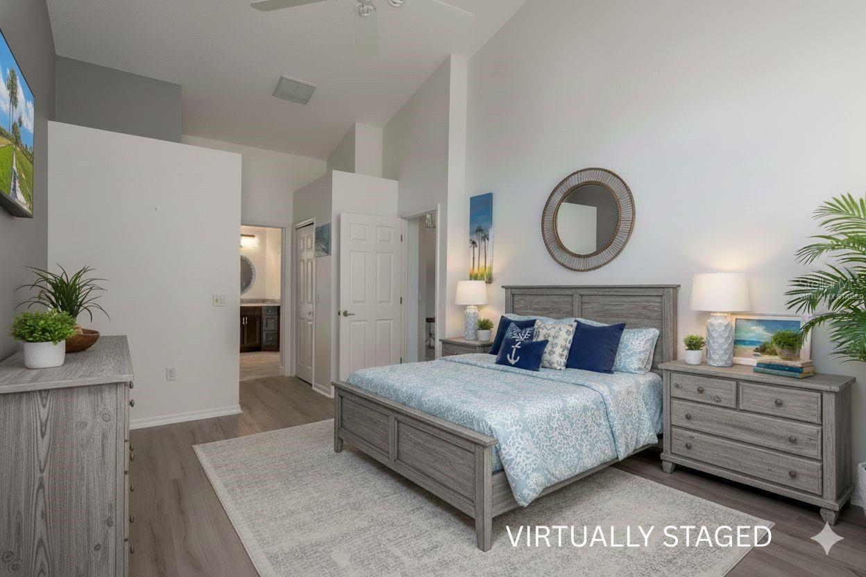 Image 17 of 62 For 9742 Oakwood Hills Court