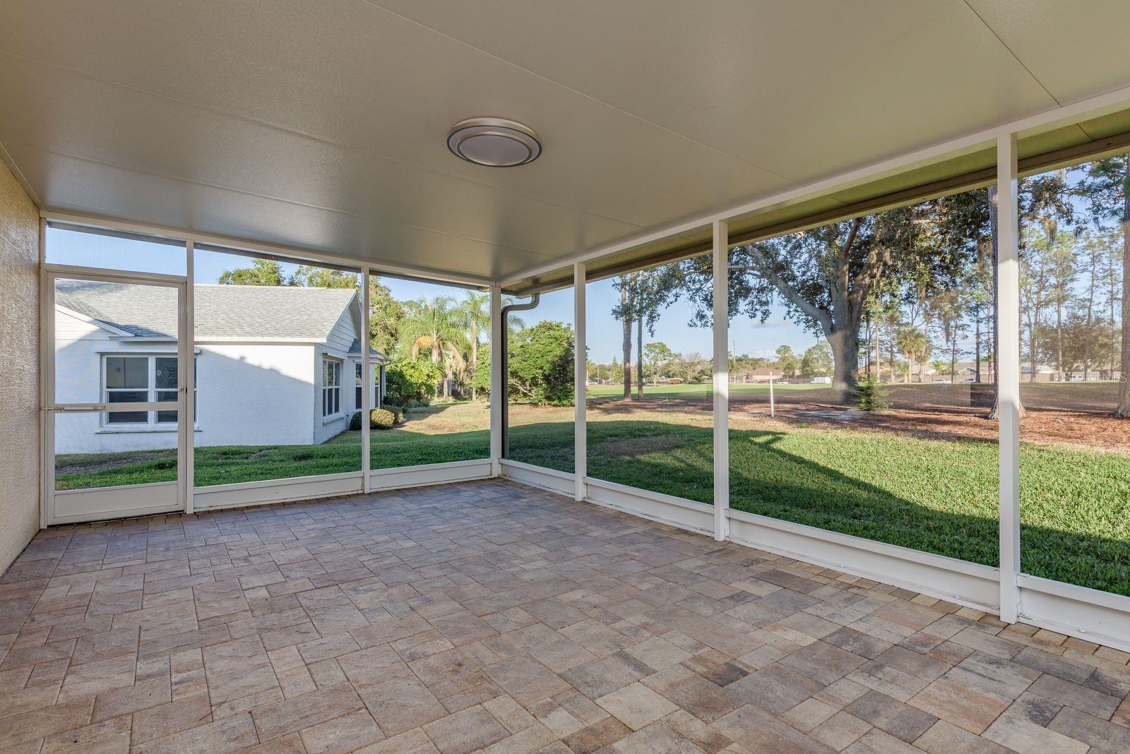 Image 31 of 62 For 9742 Oakwood Hills Court