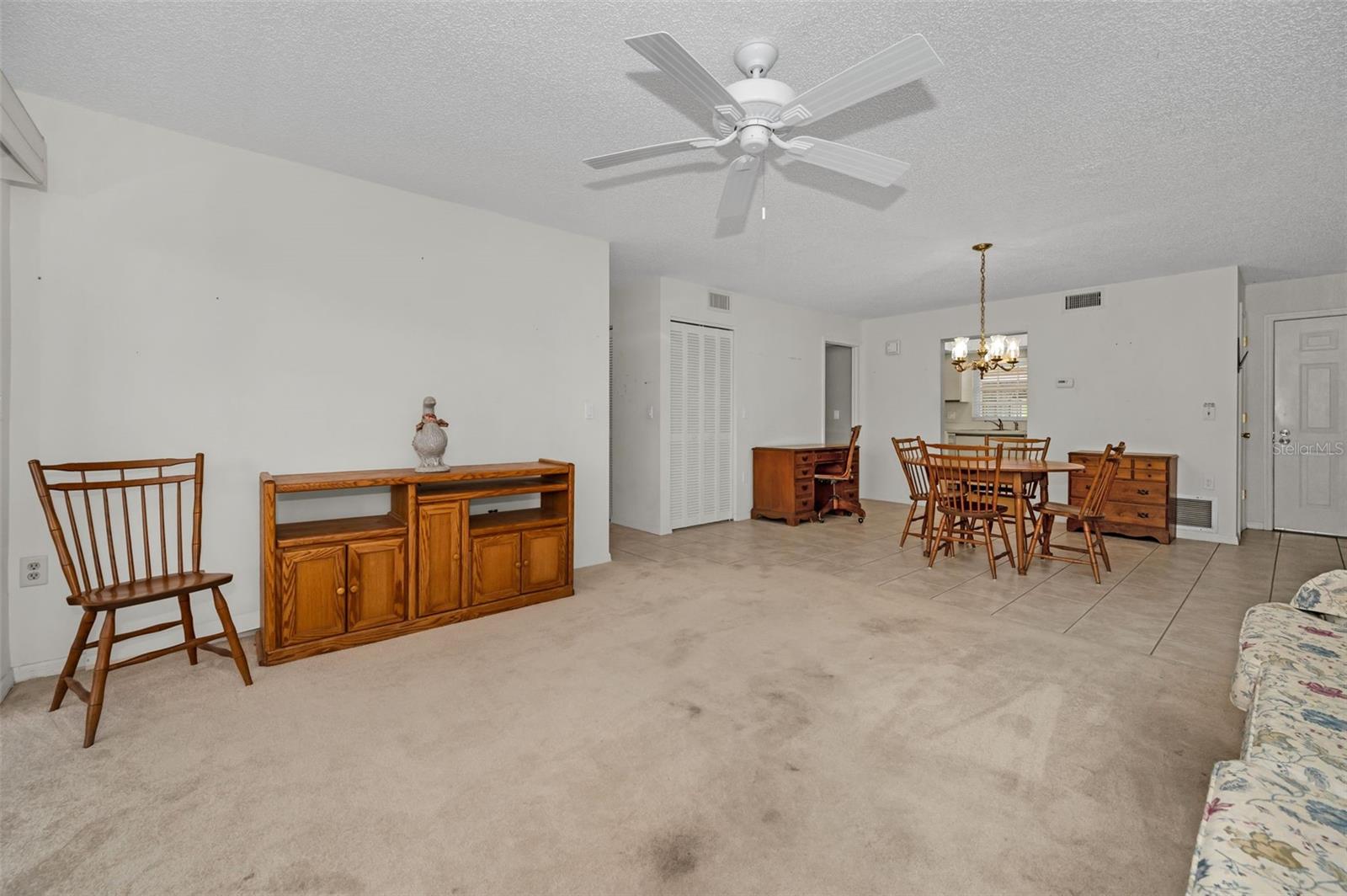 Image 9 of 45 For 240 Promenade Drive 102