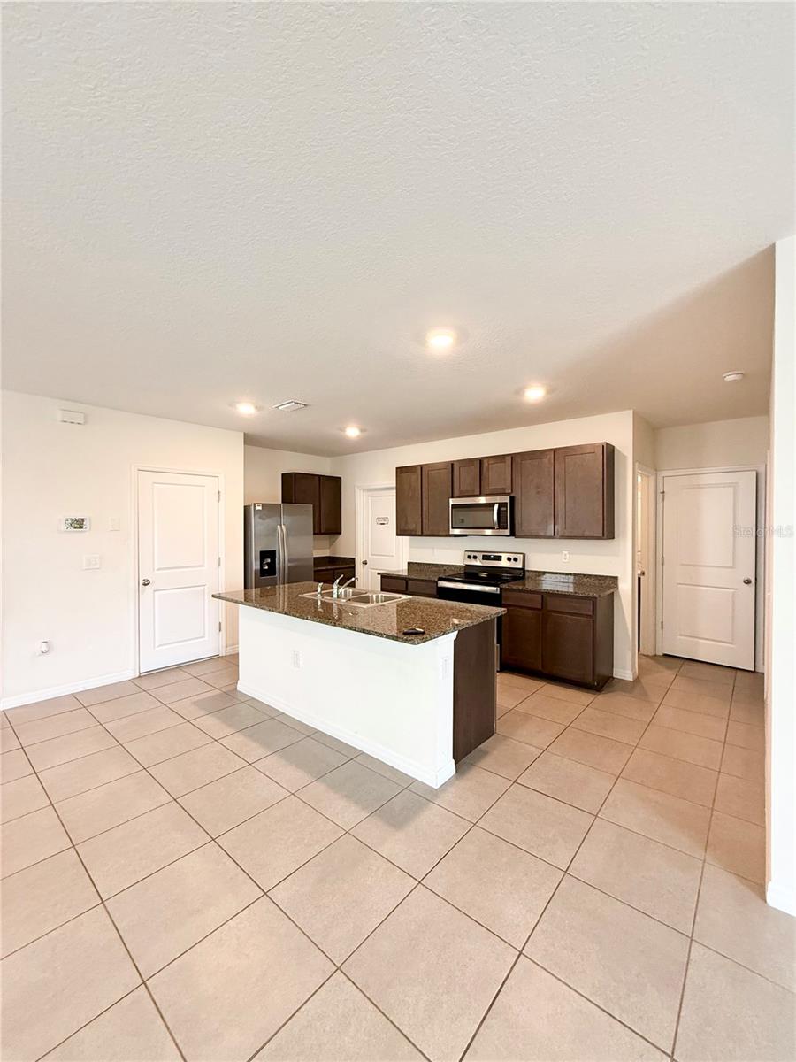 Image 4 of 20 For 10905 Penny Gale Loop