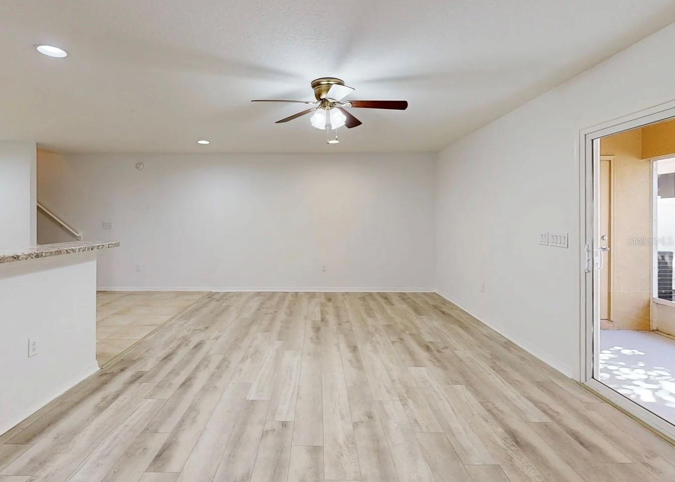 Image 6 of 40 For 7211 Merlot Sienna Avenue