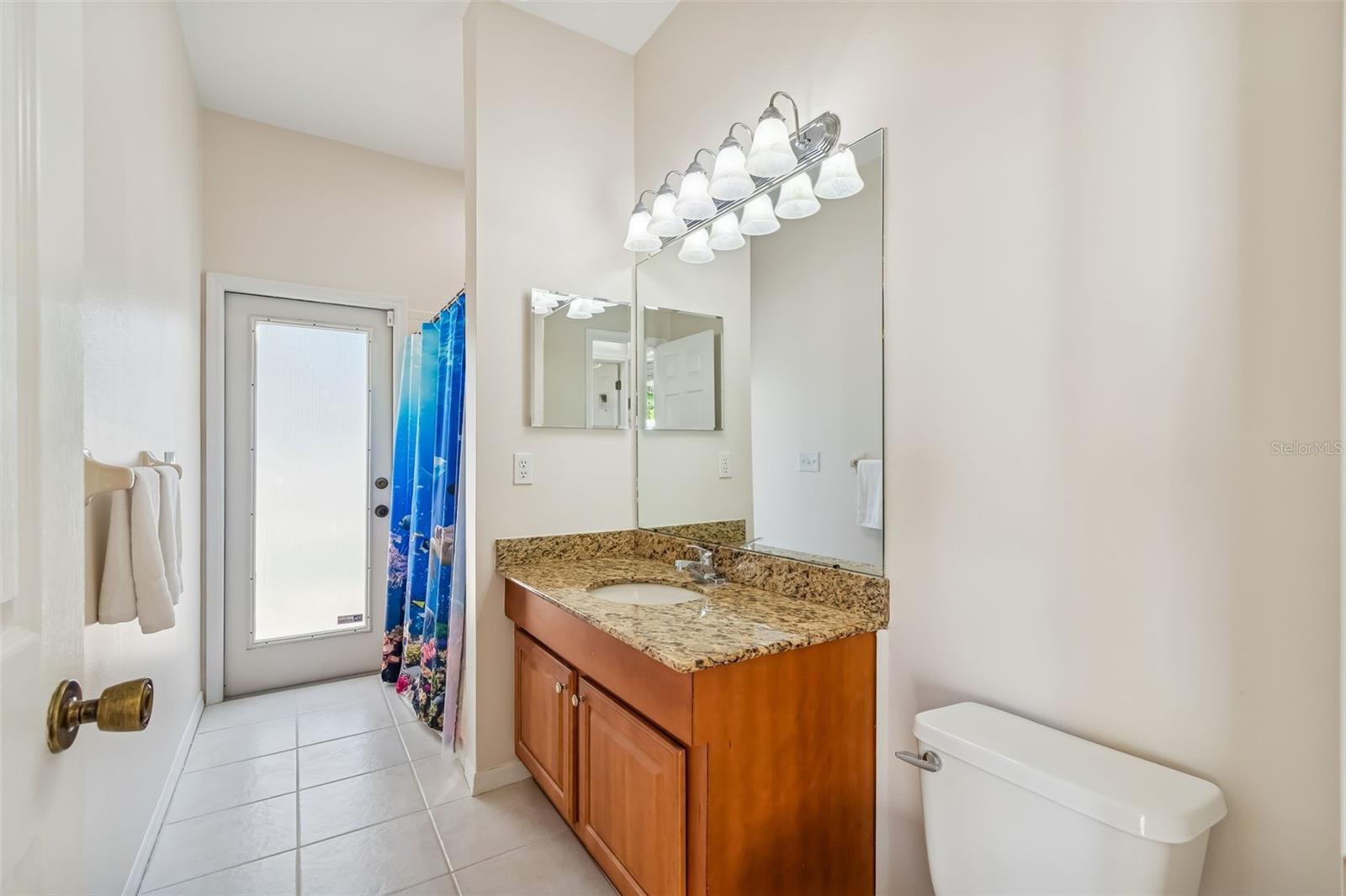 Image 38 of 61 For 9334 Hampshire Park Drive