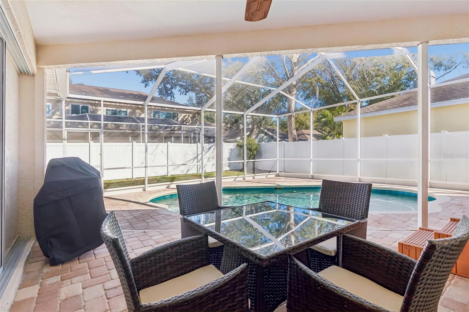 Image 4 of 61 For 9334 Hampshire Park Drive