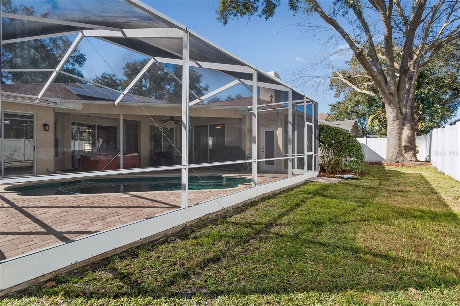 Image 47 of 61 For 9334 Hampshire Park Drive