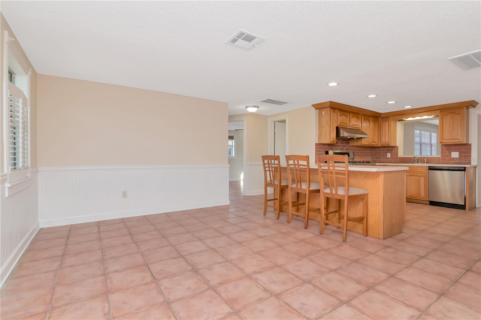 Image 6 of 48 For 7124 Cypress Knoll Drive