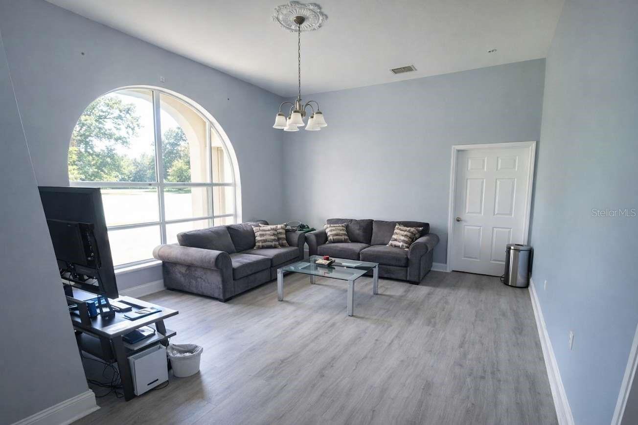 Image 2 of 13 For 5116 122nd Avenue