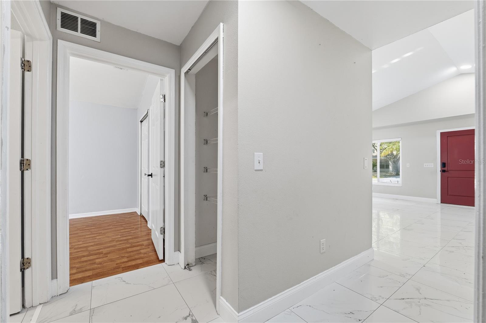 Image 10 of 29 For 6614 Northhaven Court