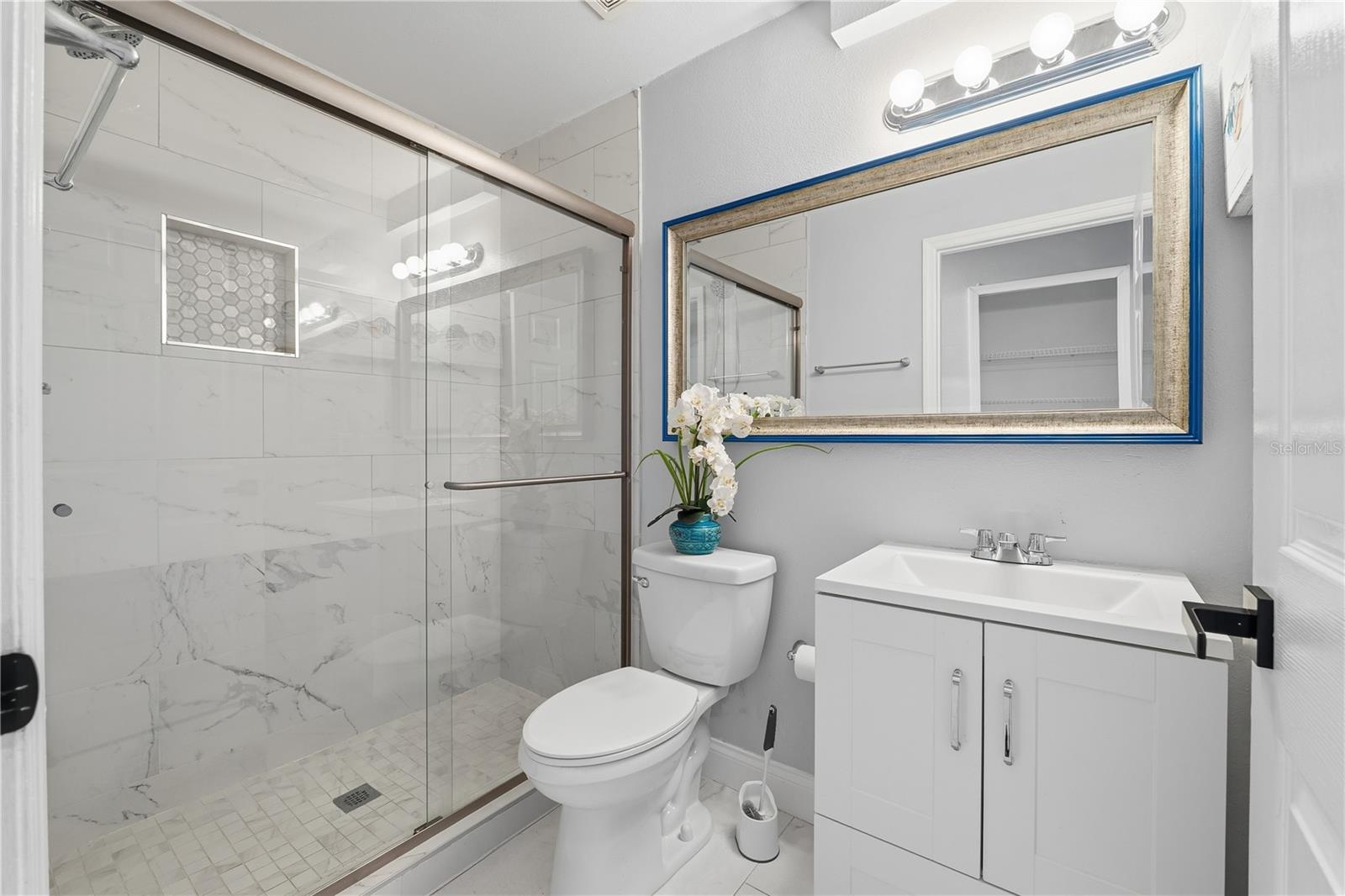 Image 16 of 29 For 6614 Northhaven Court