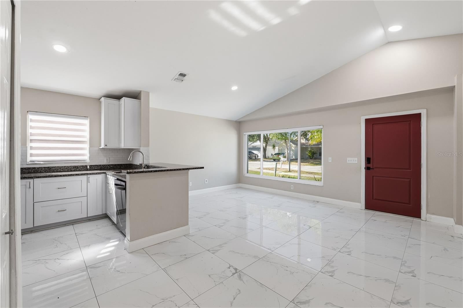 Image 6 of 29 For 6614 Northhaven Court