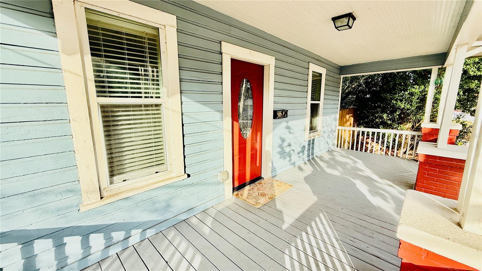 Image 2 of 26 For 1210 33rd Avenue