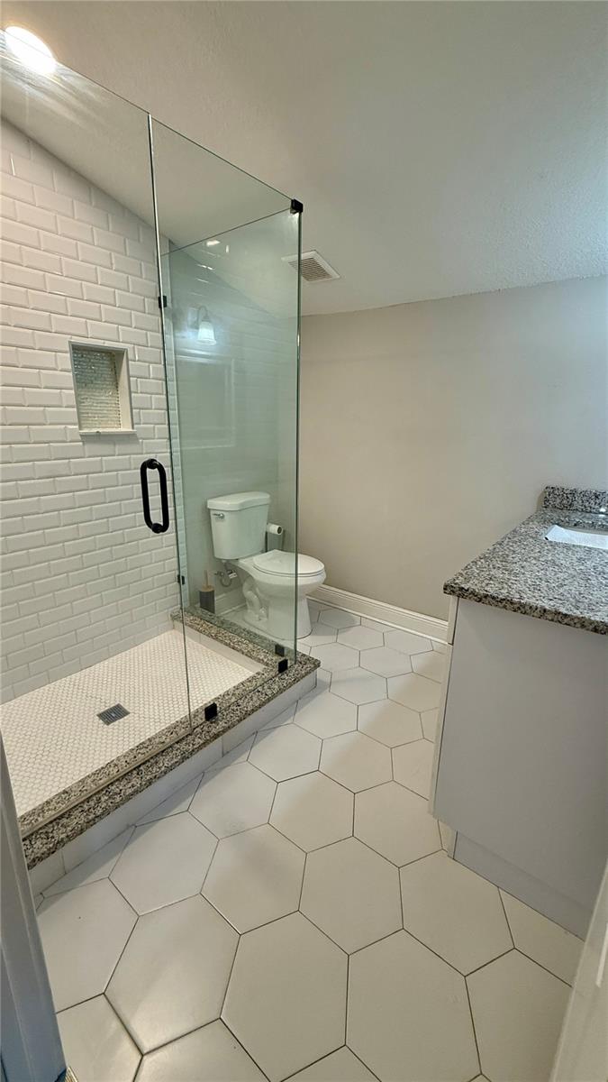 Image 9 of 26 For 1210 33rd Avenue