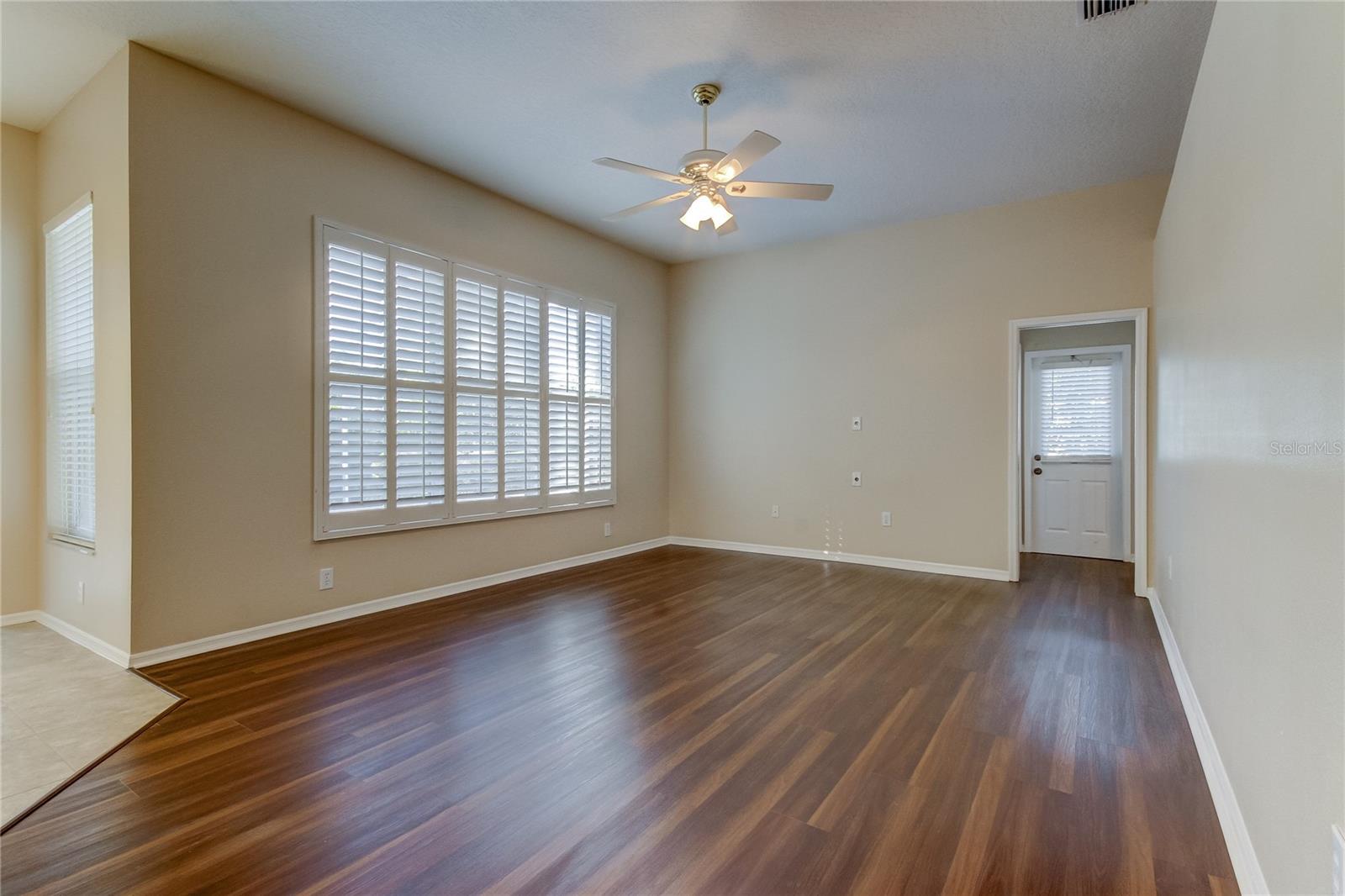 Image 19 of 71 For 3773 Pendlebury Drive