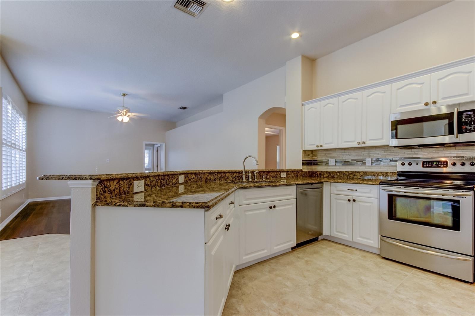 Image 23 of 71 For 3773 Pendlebury Drive