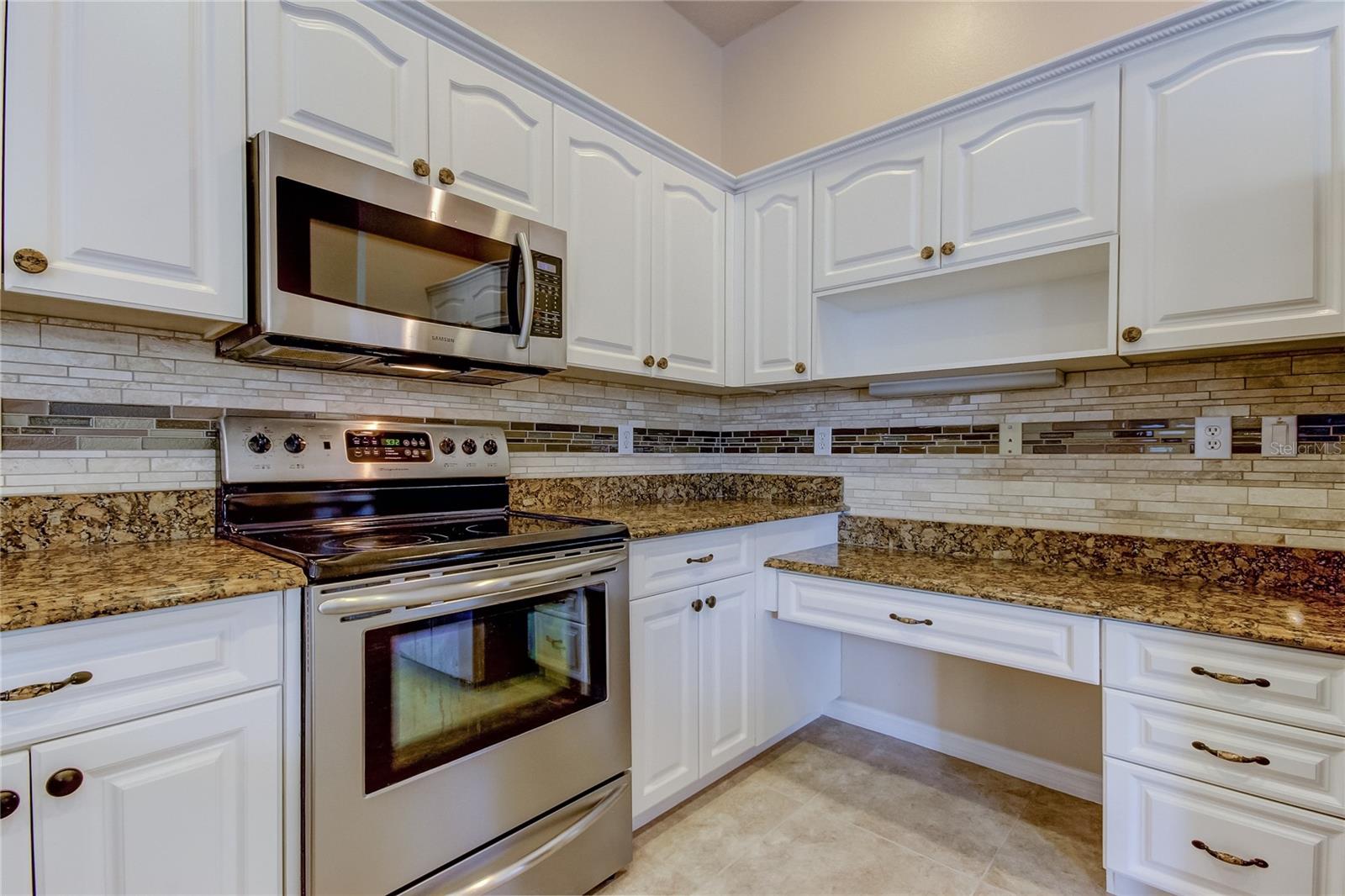 Image 25 of 71 For 3773 Pendlebury Drive