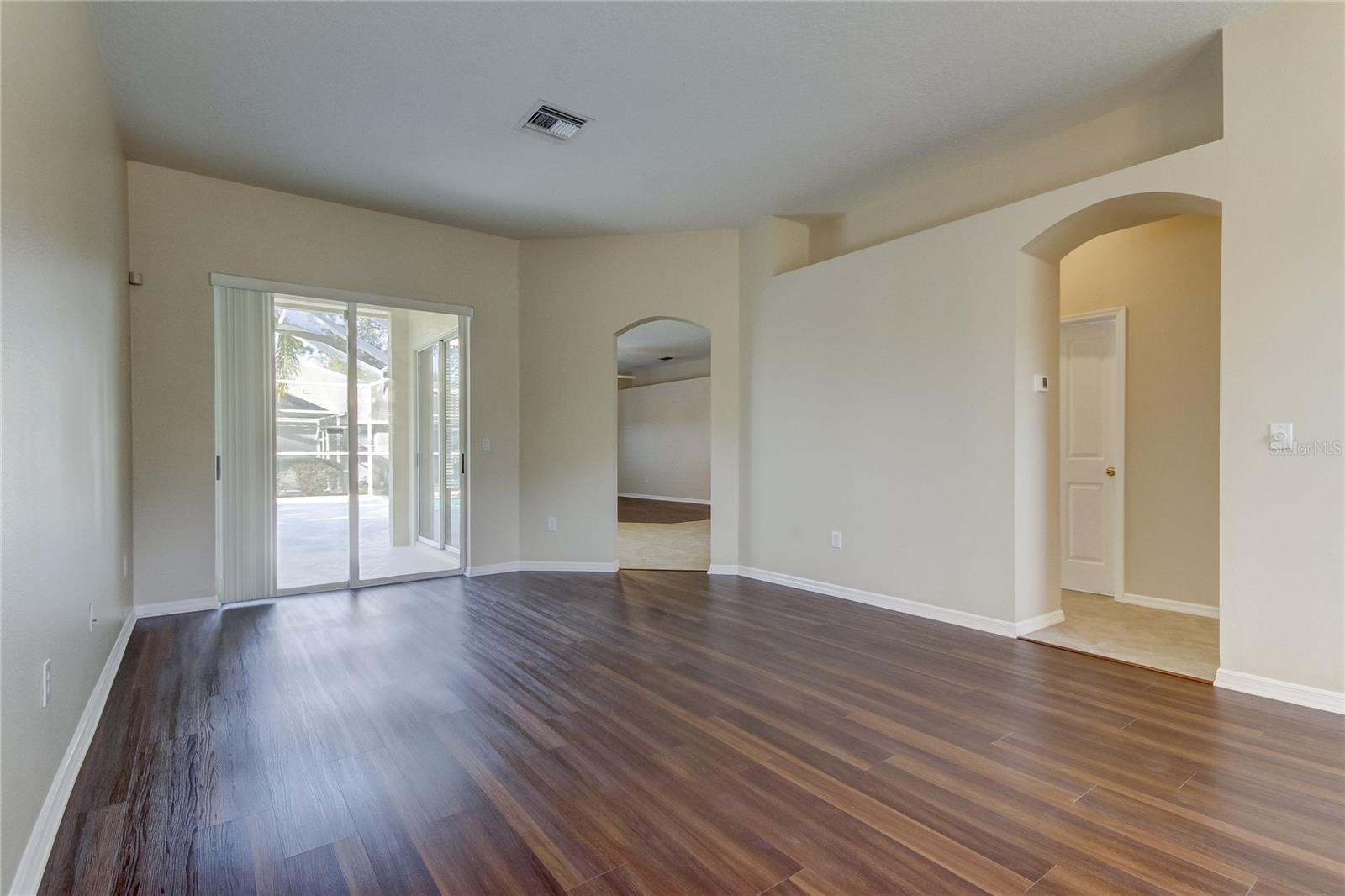 Image 41 of 71 For 3773 Pendlebury Drive