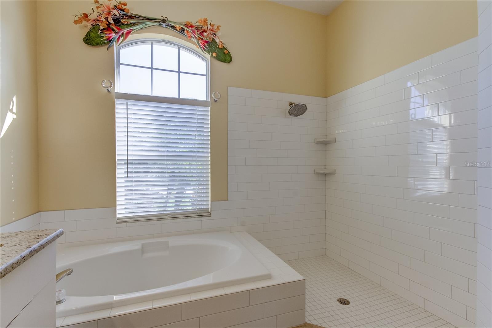 Image 47 of 71 For 3773 Pendlebury Drive