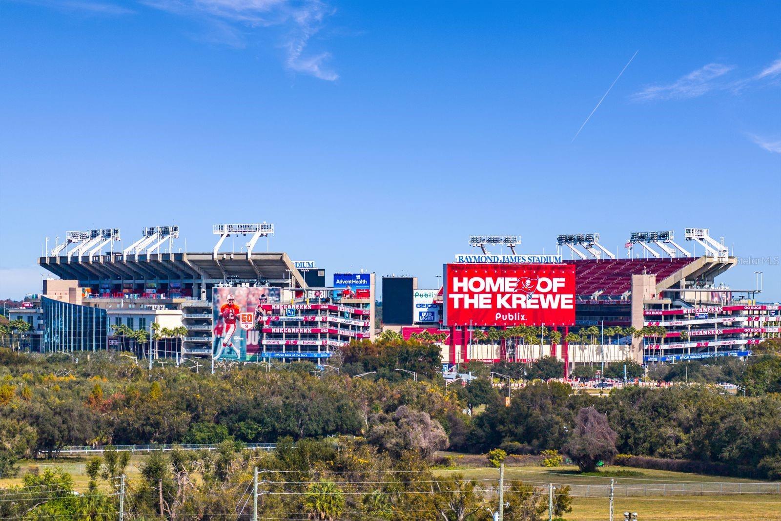 Listing photo id 26 for 2511 Grady Avenue 17