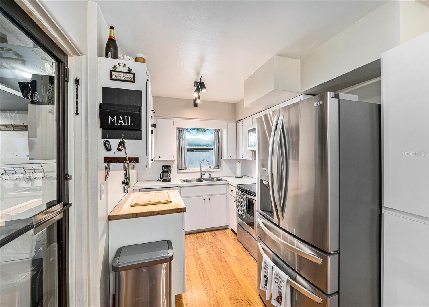 Image 5 of 15 For 5499 12th Avenue N