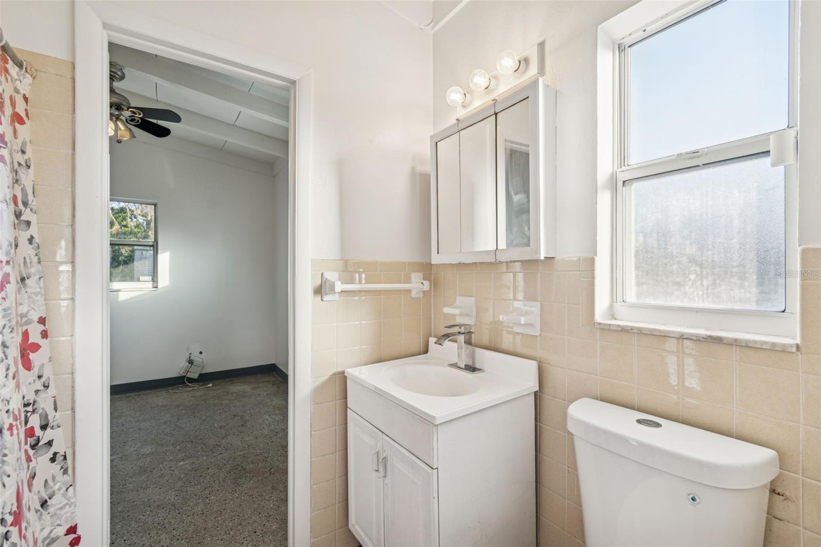 Image 17 of 30 For 8415-8417 47th Street