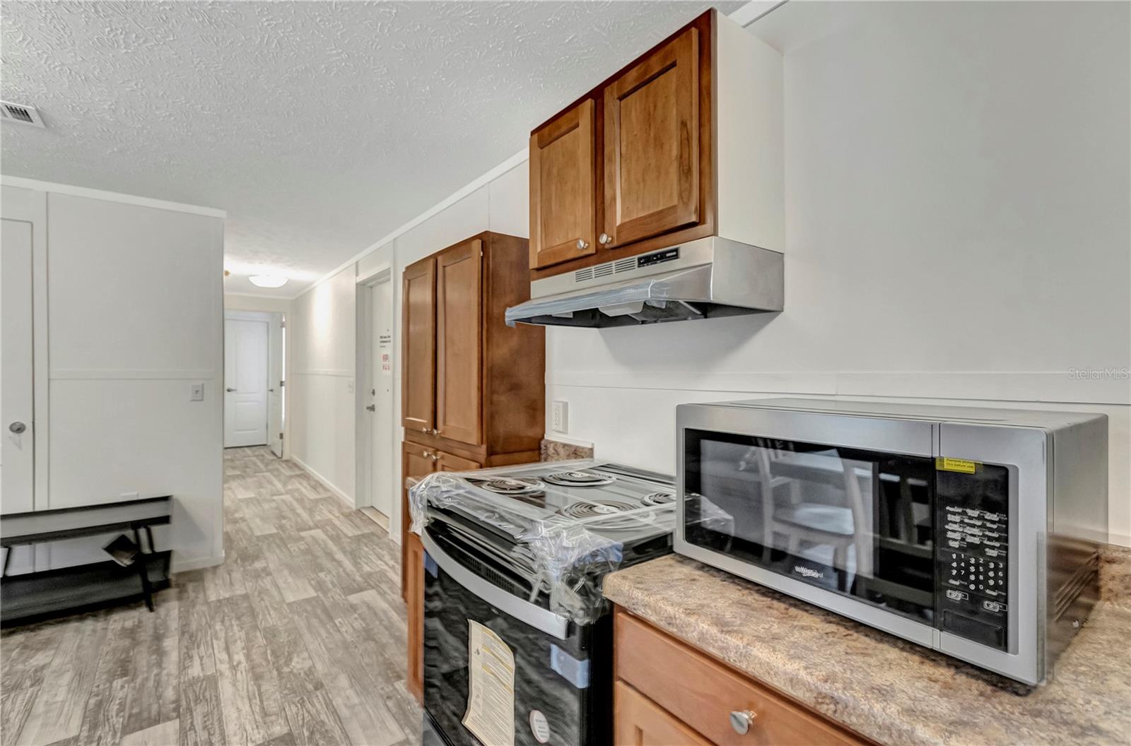 Image 21 of 38 For 9859 Sunny Day Court