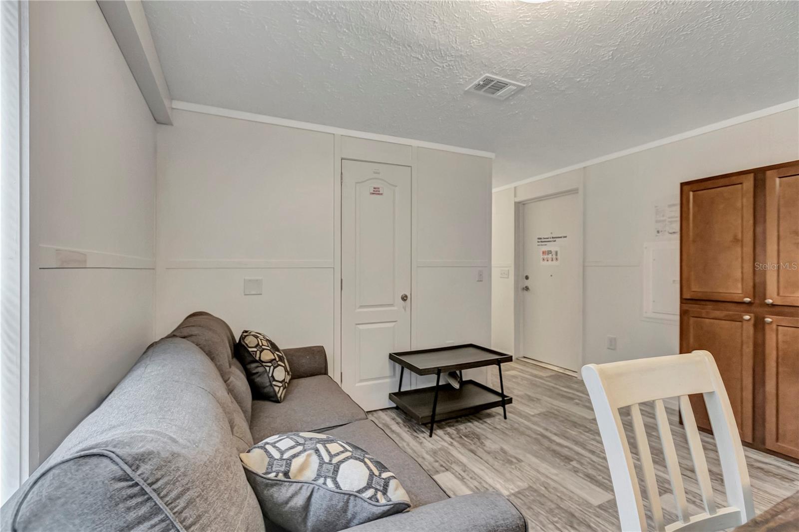 Image 22 of 38 For 9859 Sunny Day Court