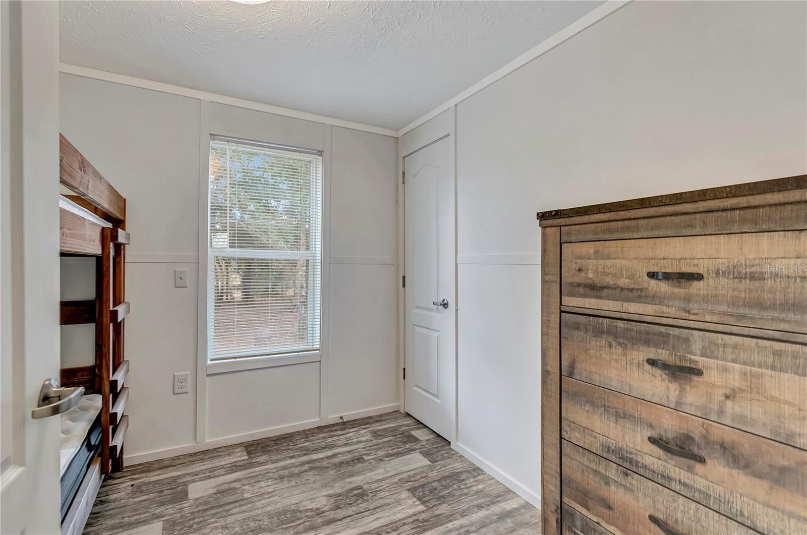 Image 23 of 38 For 9859 Sunny Day Court