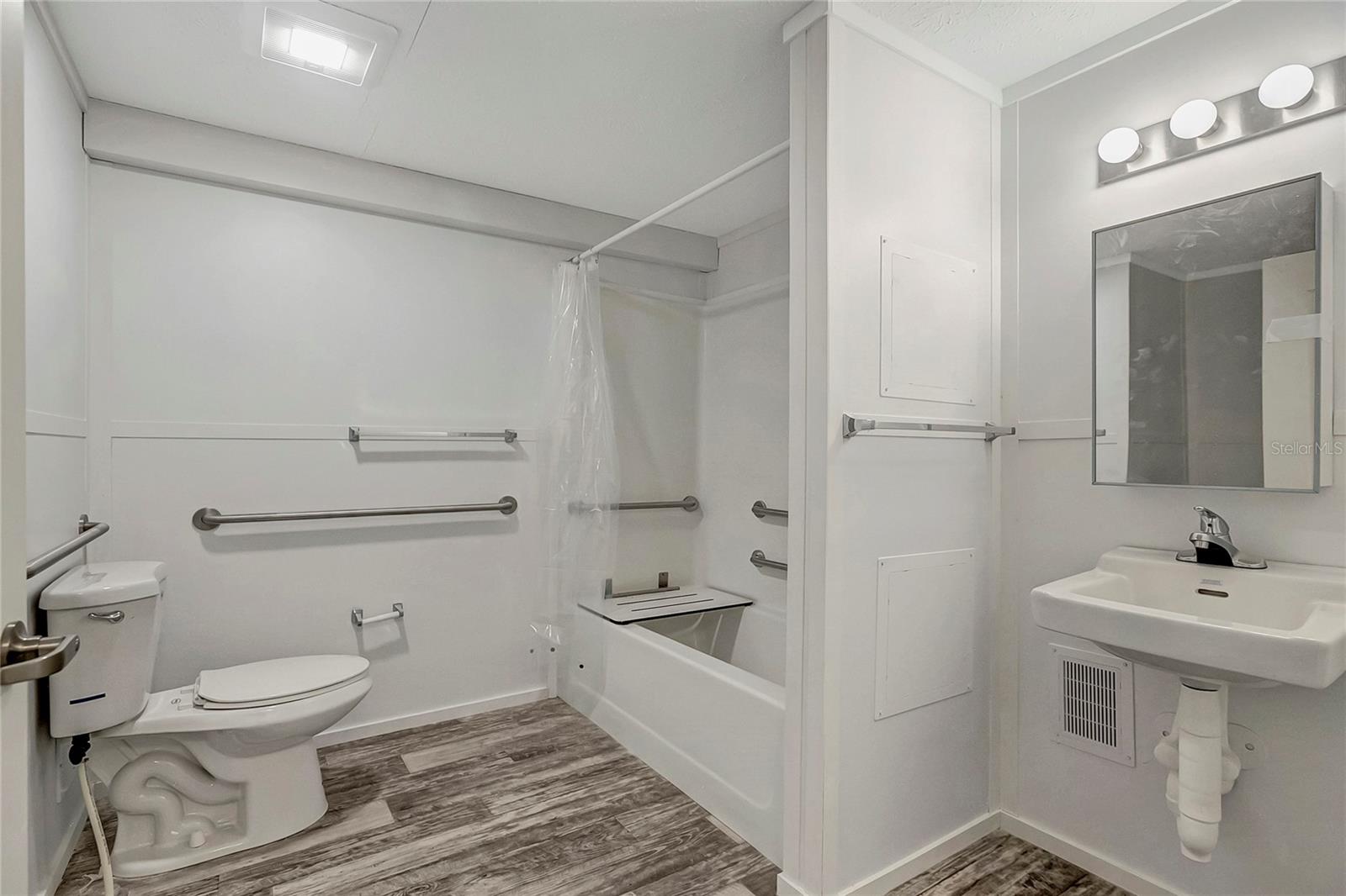 Image 30 of 38 For 9859 Sunny Day Court