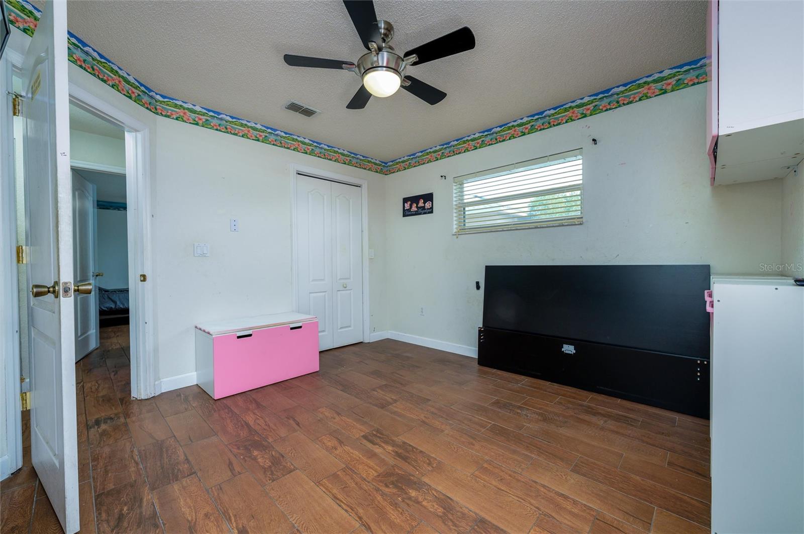 Image 22 of 36 For 10149 Briar Circle