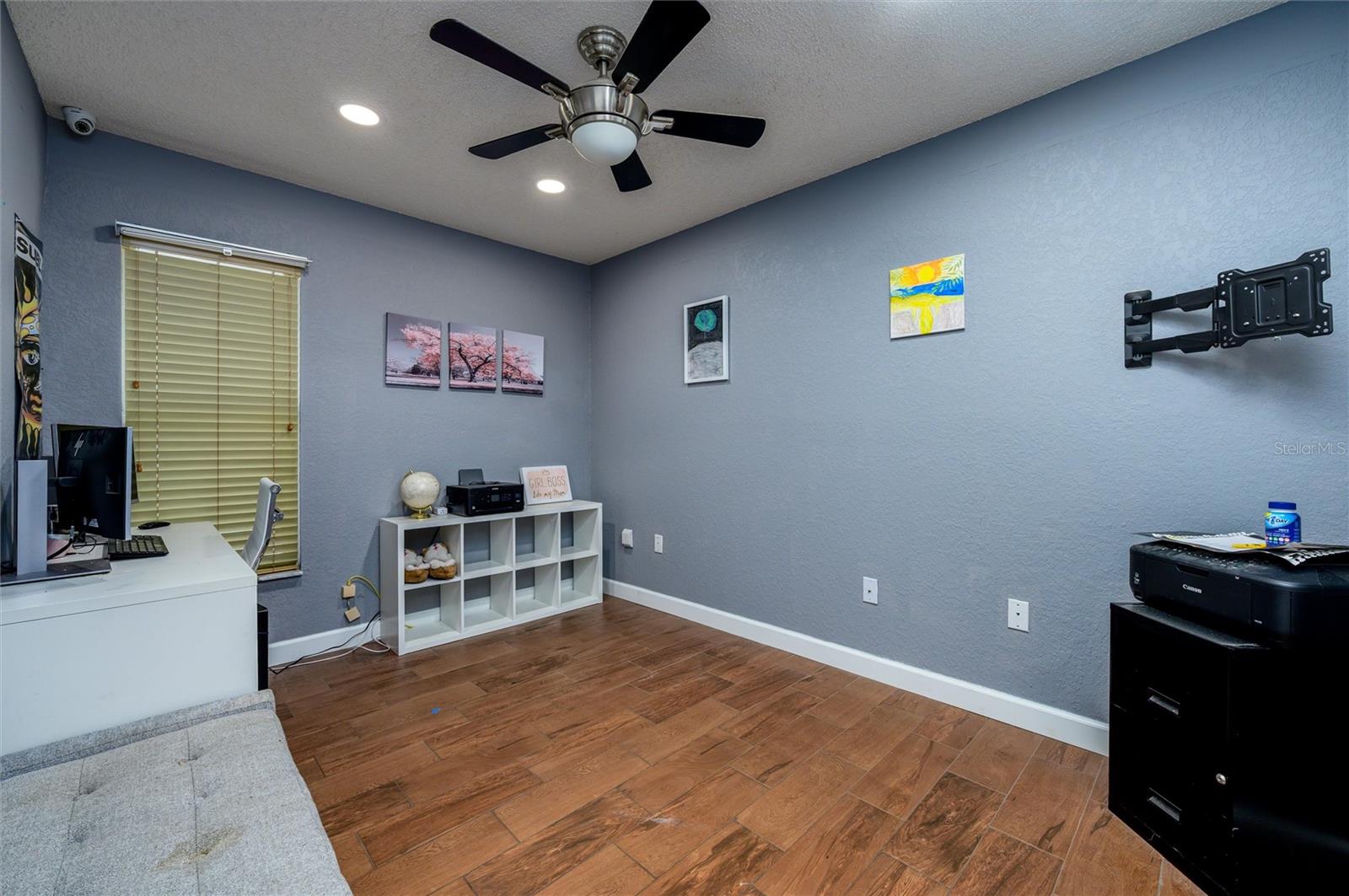 Image 25 of 36 For 10149 Briar Circle