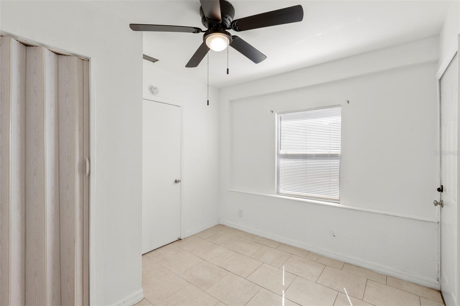 Image 16 of 21 For 1721 41st Street S