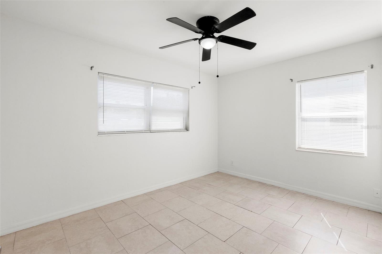 Image 9 of 21 For 1721 41st Street S