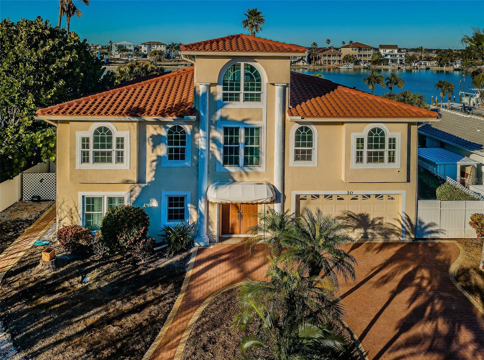 Image 2 of 71 For 30 Dolphin Drive