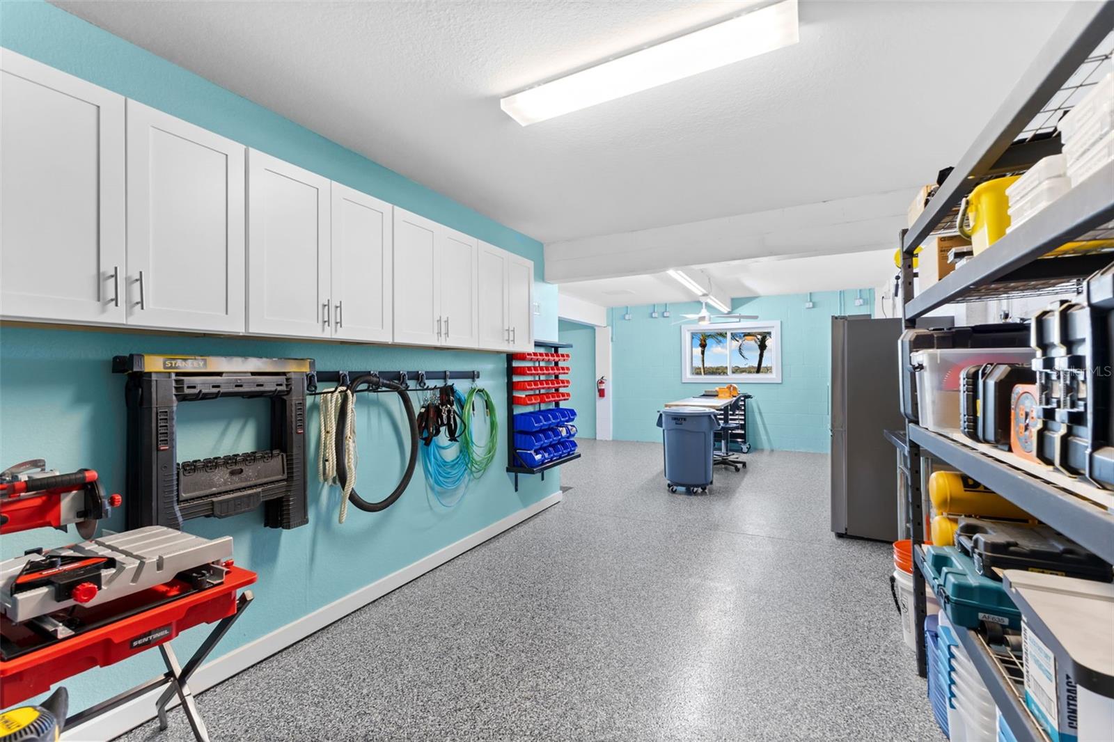 Listing photo id 46 for 850 Bay Point Drive