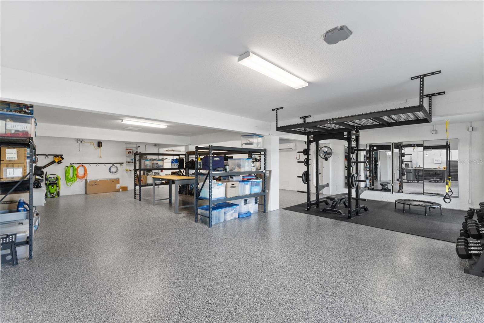 Listing photo id 49 for 850 Bay Point Drive