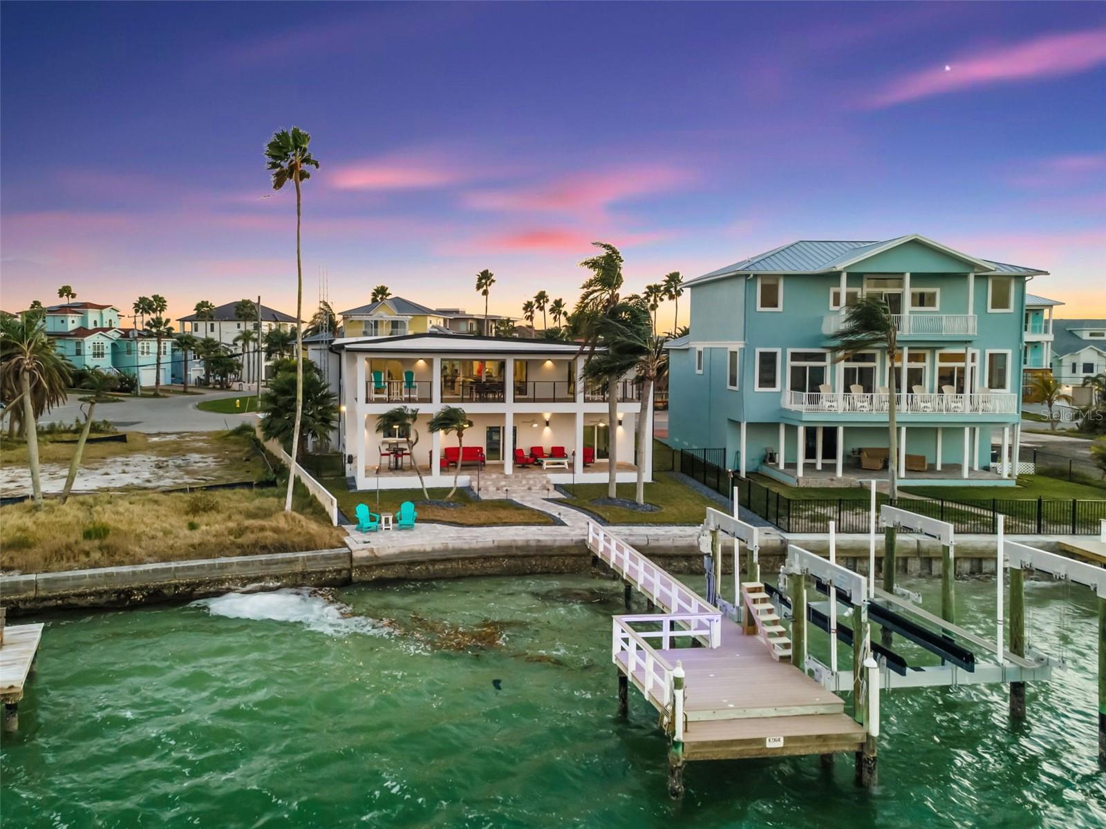 Listing photo id 51 for 850 Bay Point Drive