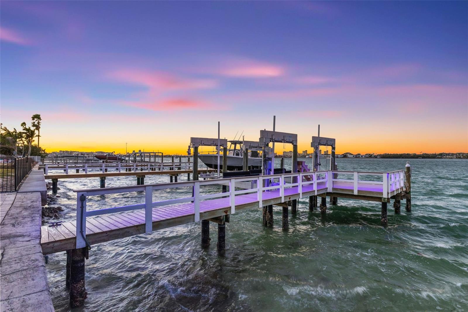 Listing photo id 57 for 850 Bay Point Drive