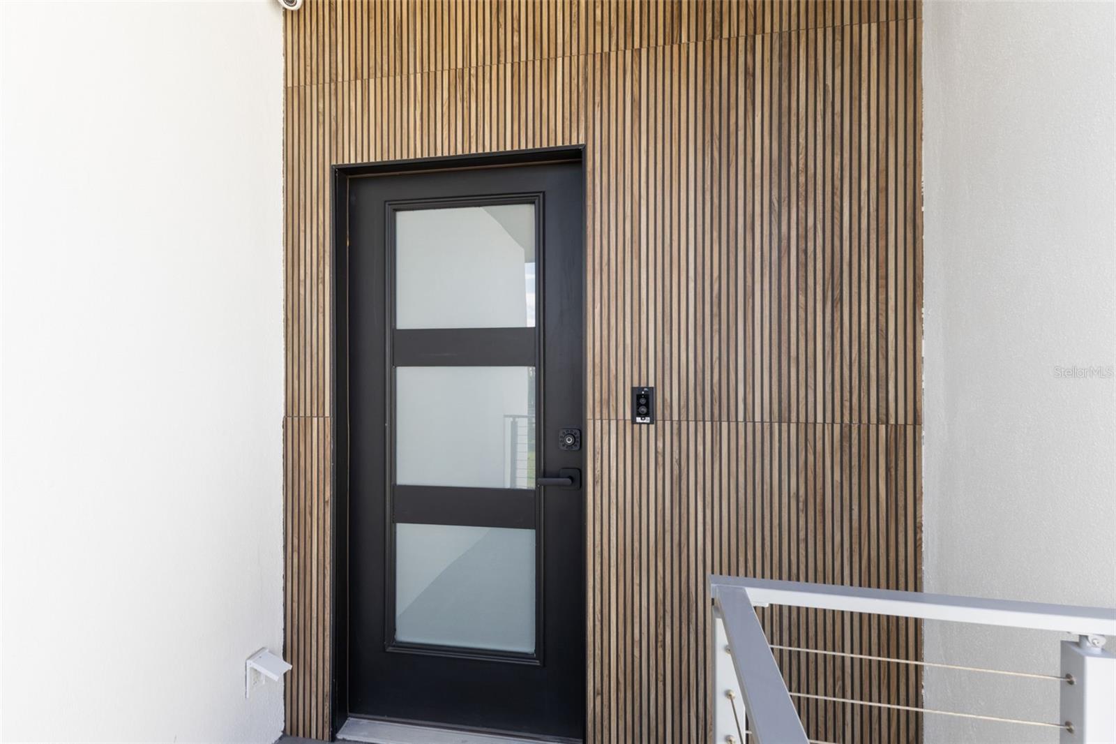 Listing photo id 4 for 850 Bay Point Drive