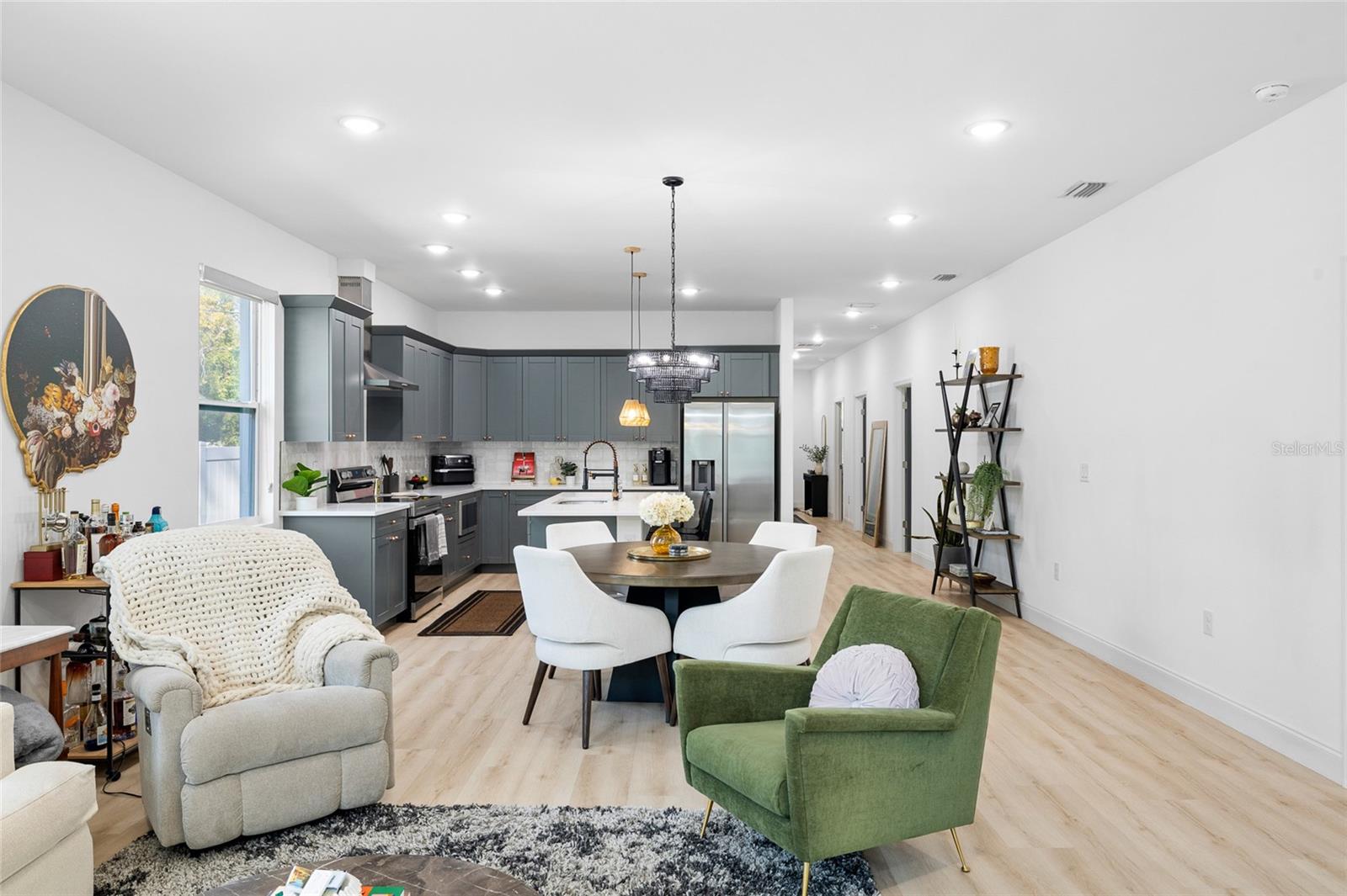 Image 15 of 33 For 6103 River Terrace