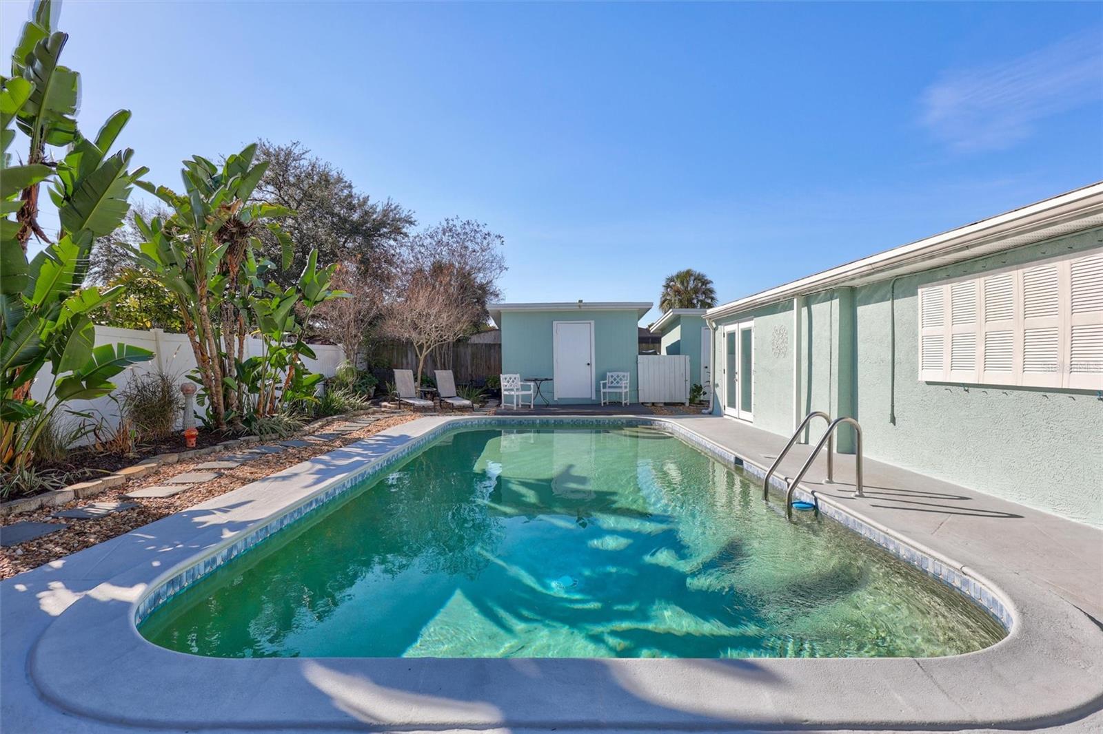 Image 43 of 53 For 3306 Wallace Avenue