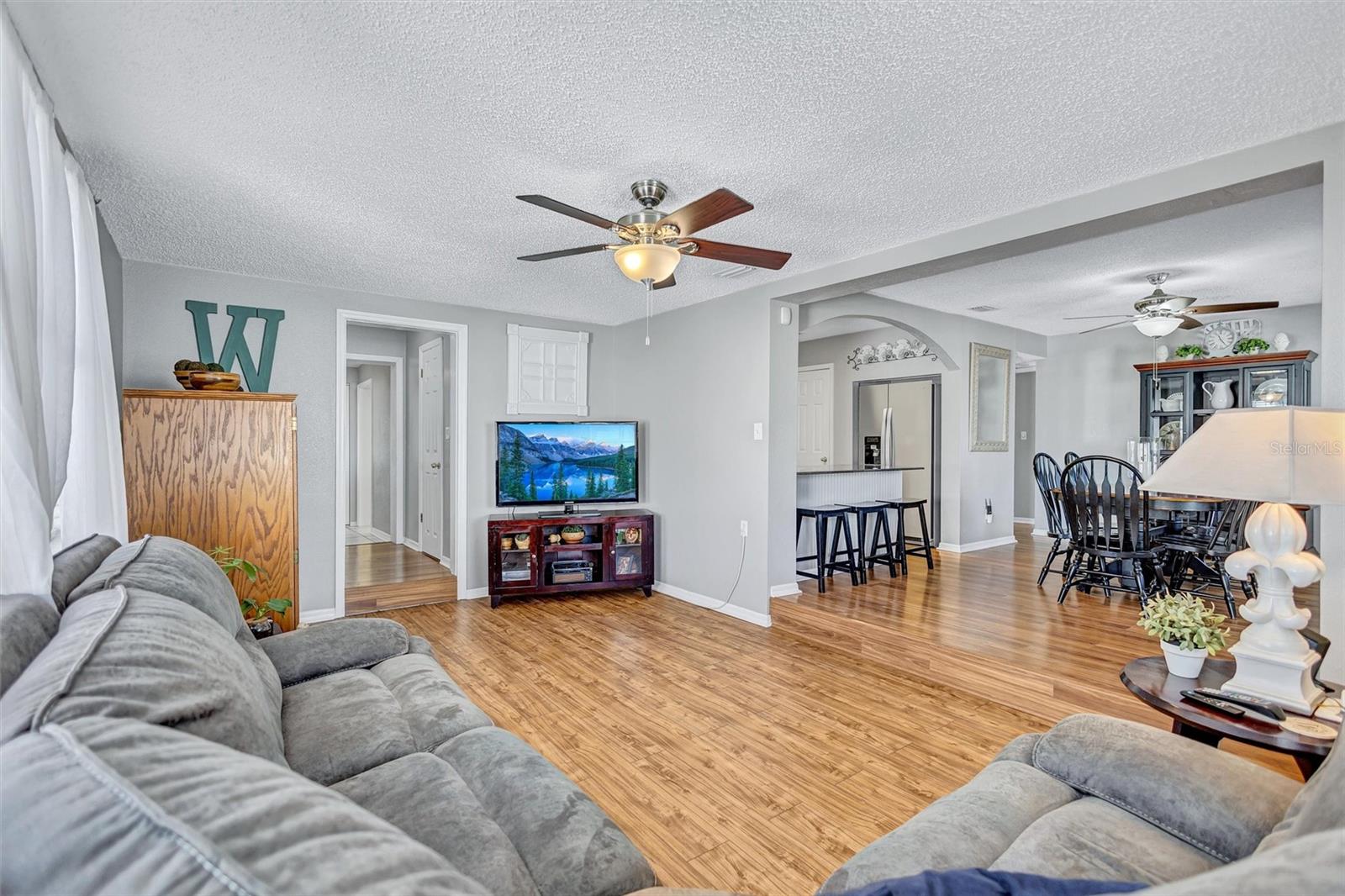 Image 9 of 53 For 3306 Wallace Avenue