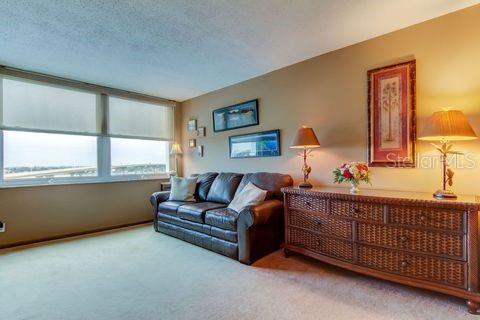 Image 29 of 37 For 6265 Sun Boulevard 805