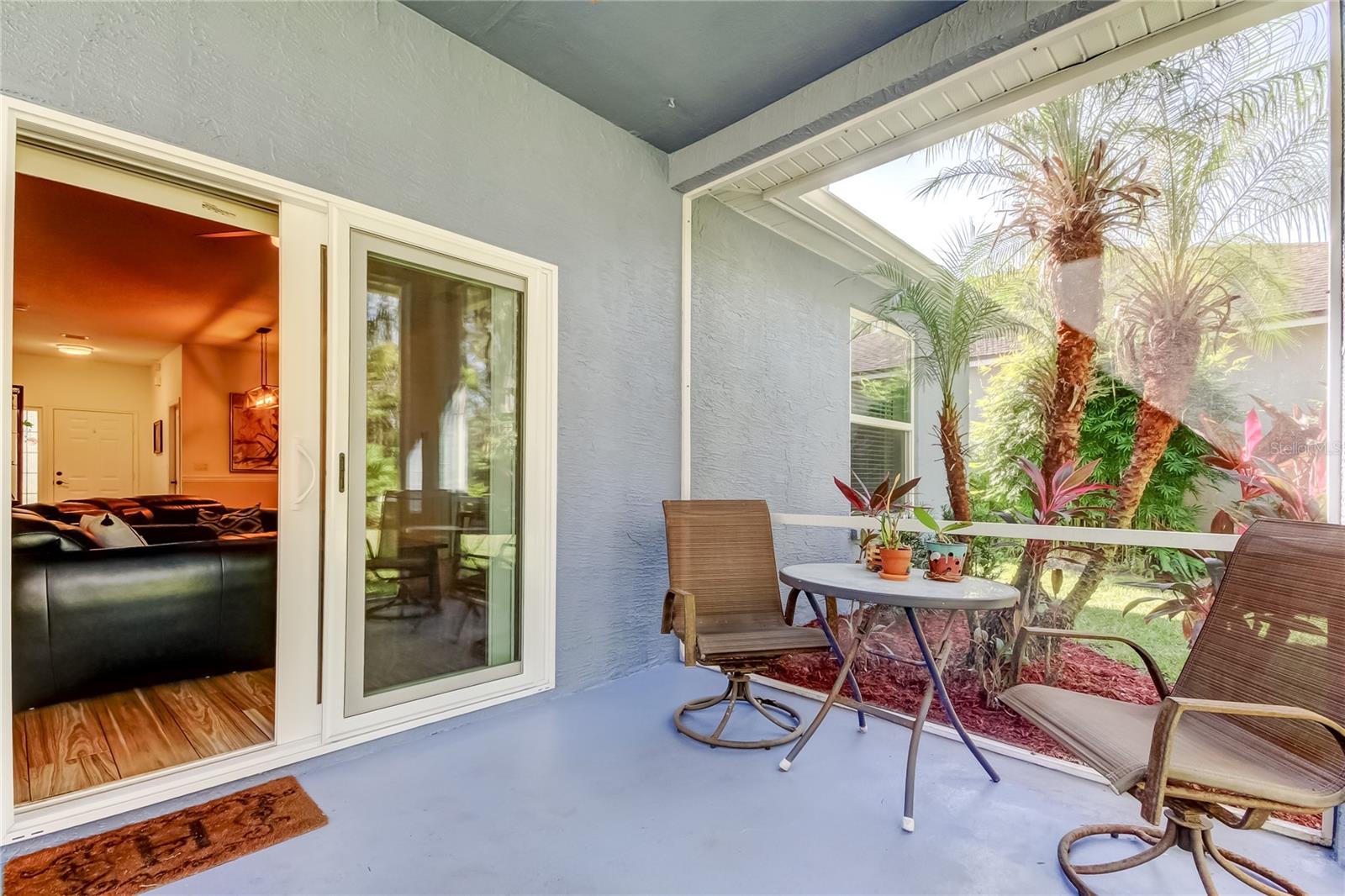 Listing photo id 4 for 11923 Derbyshire Drive