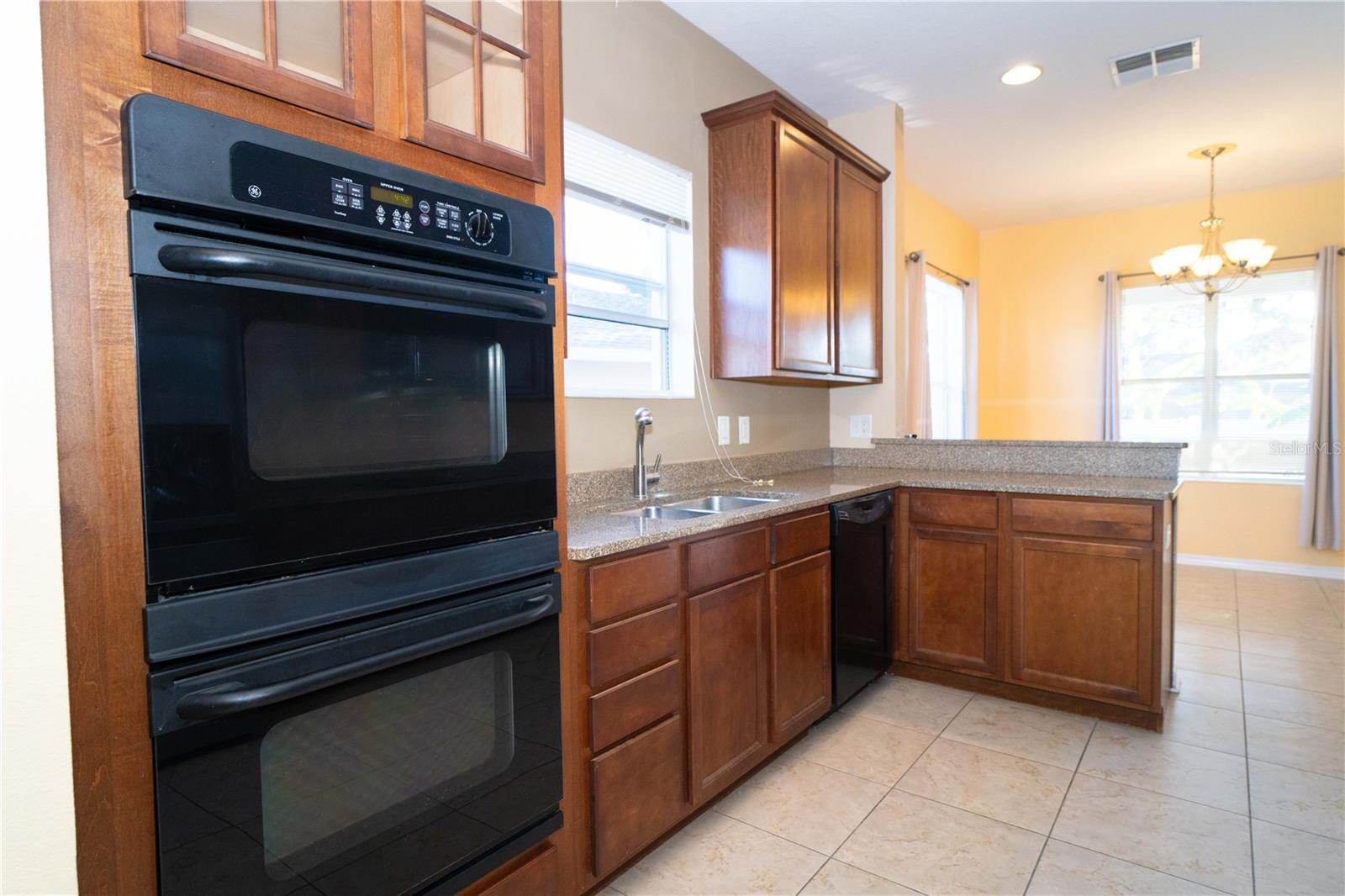 Image 5 of 36 For 561 Winthrop Drive